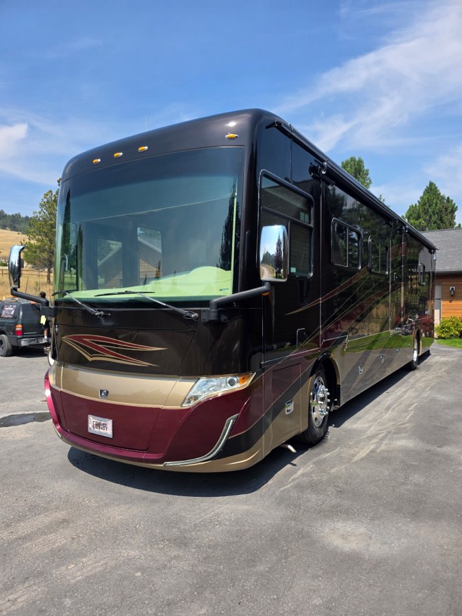 Detailed motorhome front cap and windshield